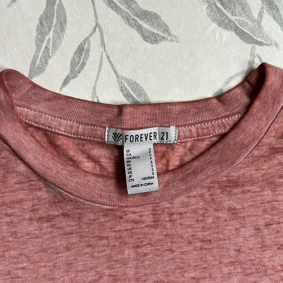 FOREVER 21 | CROP TOP TEE - Picture 5 of 7